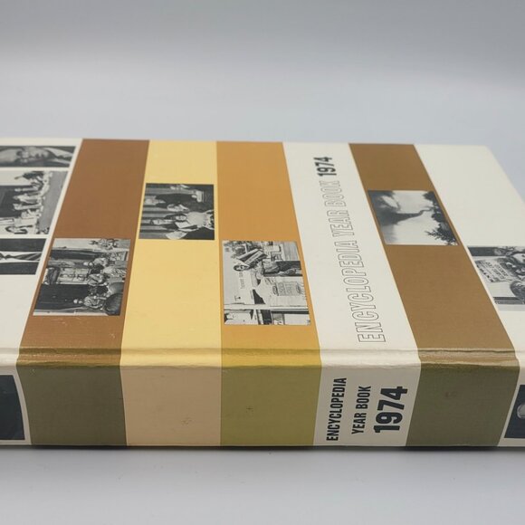 Vintage 1974 Grolier Encyclopedia Year Book | Rare Publishing Collectible - Picture 3 of 16